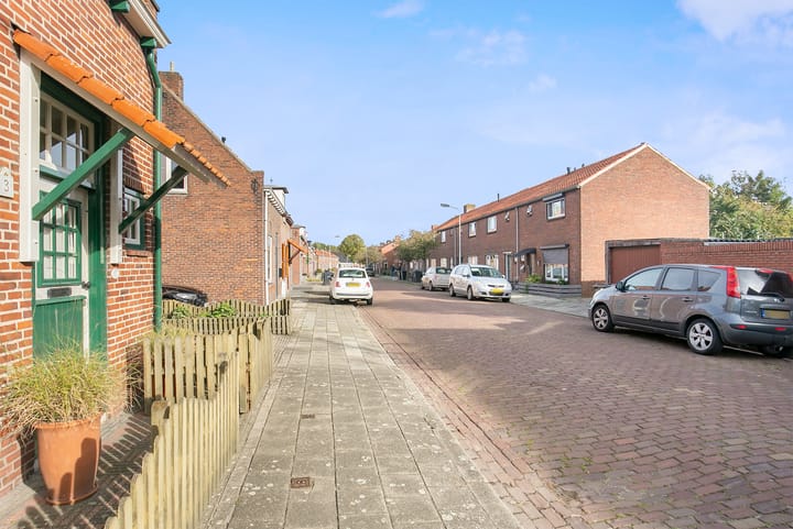 Foto 27 van Calandstraat 3