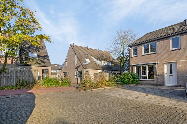 Bekijk foto 3 van Eymerickhof 14