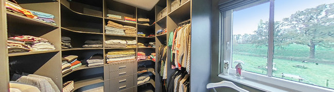 View 360° photo of Walk-in-closet of Rozenburg 42-C