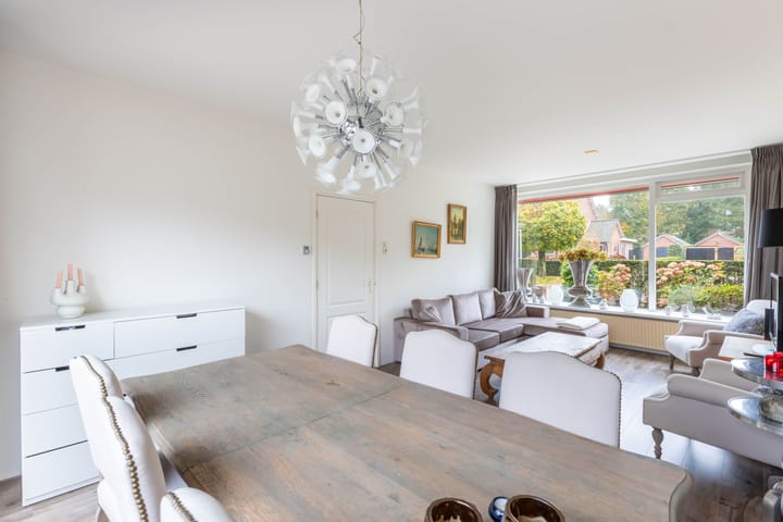 Photo 8 of Van Hogendorplaan 53