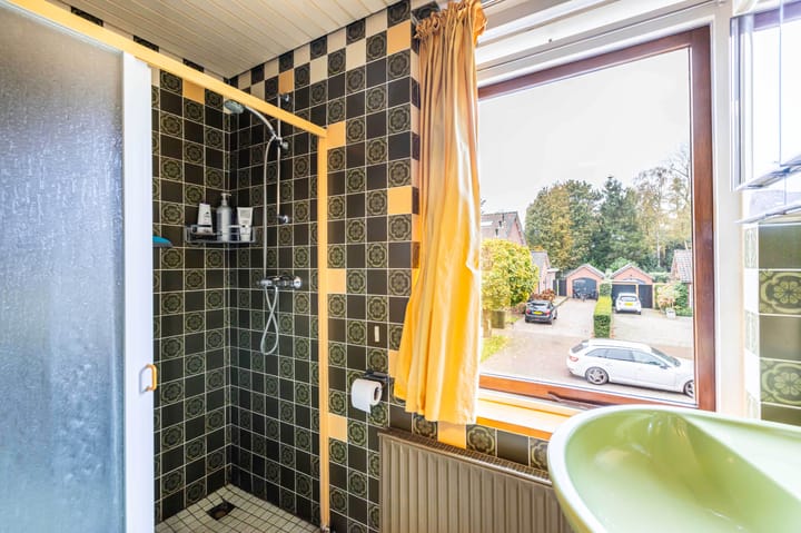 Photo 28 of Van Hogendorplaan 53