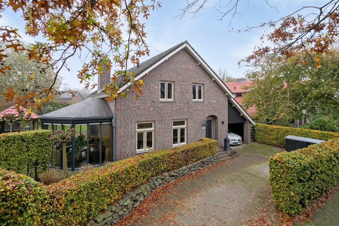 Foto 1 van Wethouder Teunissenstraat 26