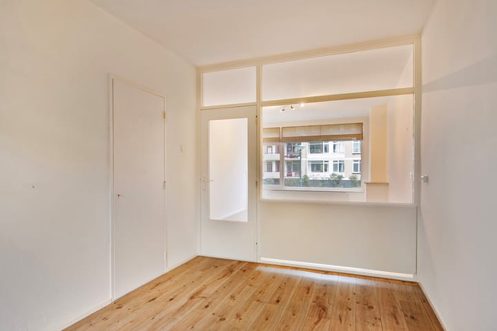 Photo 14 of M. Harpertszoon Tromplaan 154