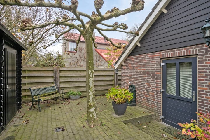 Foto 41 van Wethouder Teunissenstraat 26