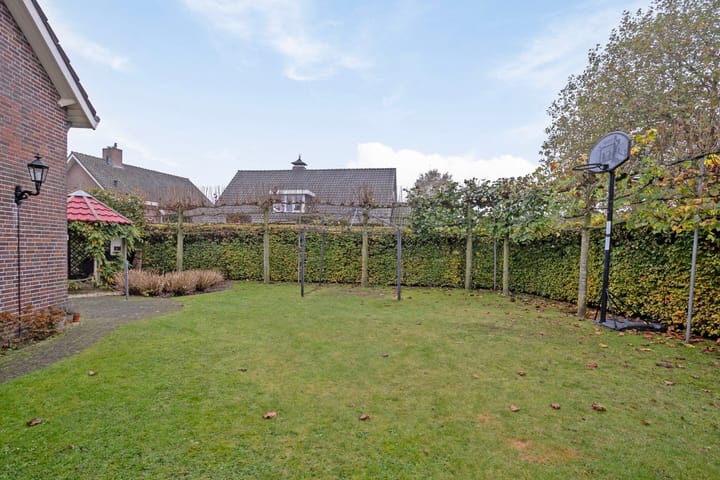 Foto 43 van Wethouder Teunissenstraat 26