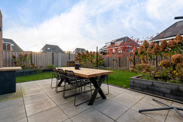 Foto 38 van Brigade 64