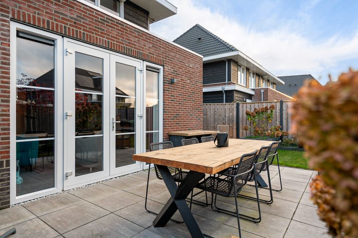 Foto 39 van Brigade 64