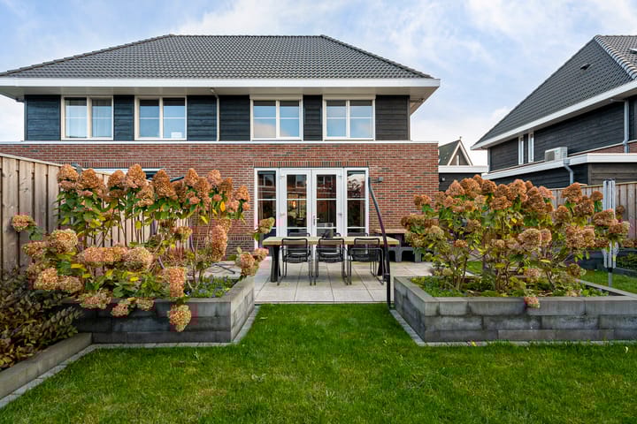 Foto 42 van Brigade 64