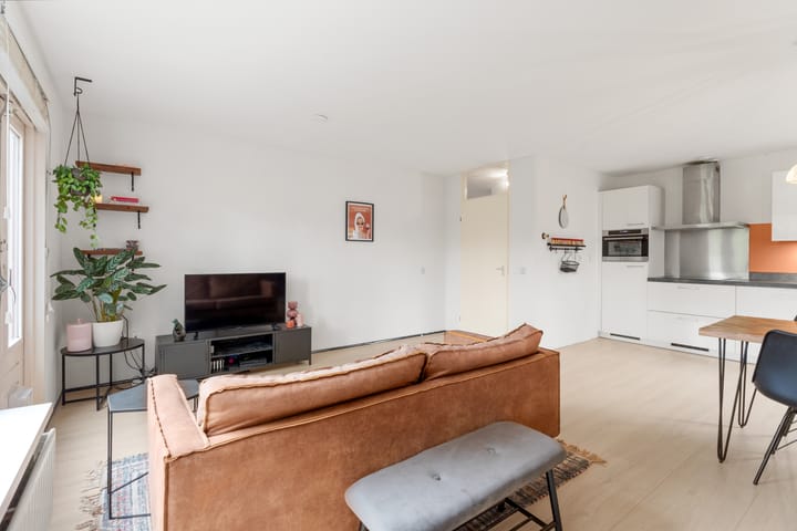 Photo 9 of Laurierstraat 24