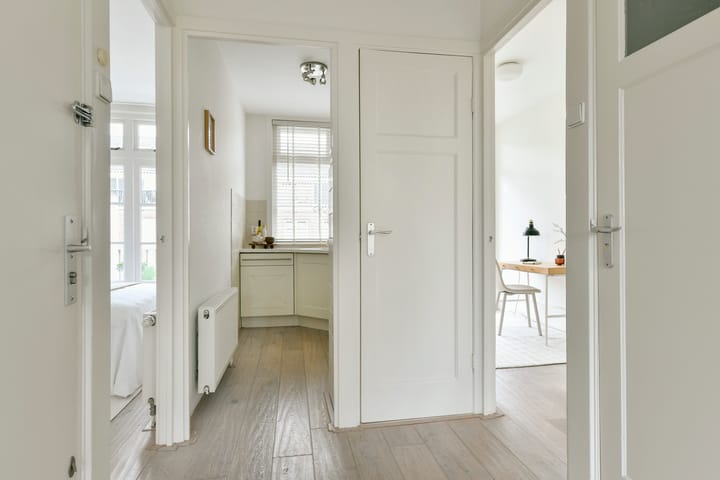 Foto 11 van Warmondstraat 71-3