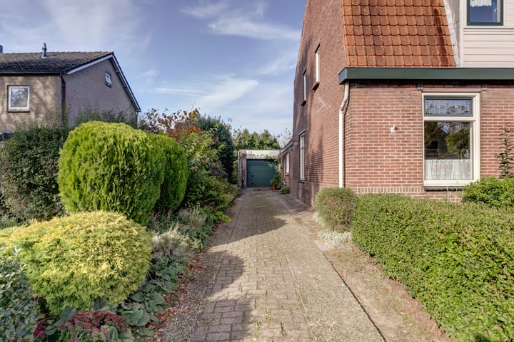 Bekijk foto 49 van Provincialeweg 125