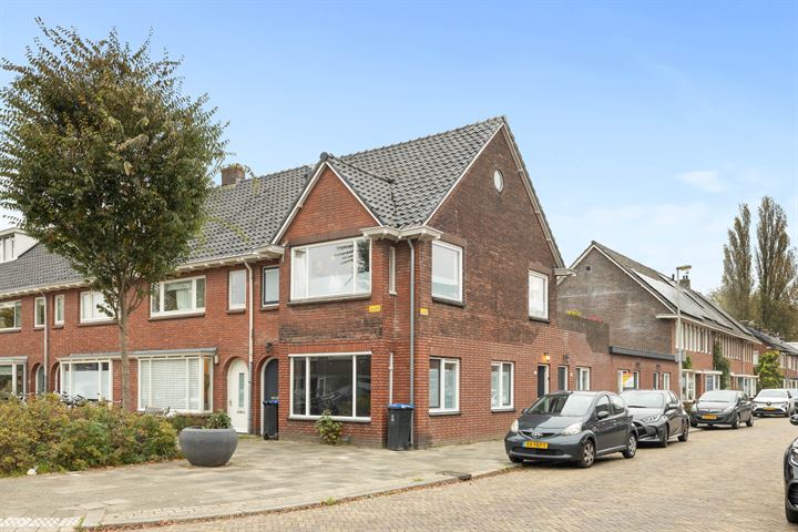 Bekijk foto 1 van Adriaan Mulderstraat 1