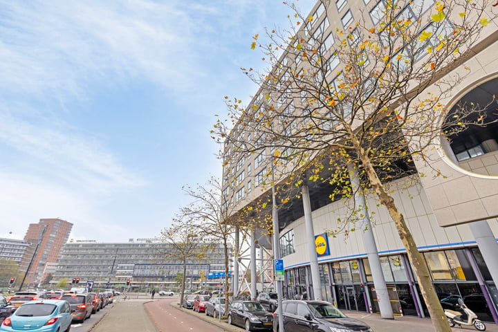 View photo 6 of Zuidplein 564