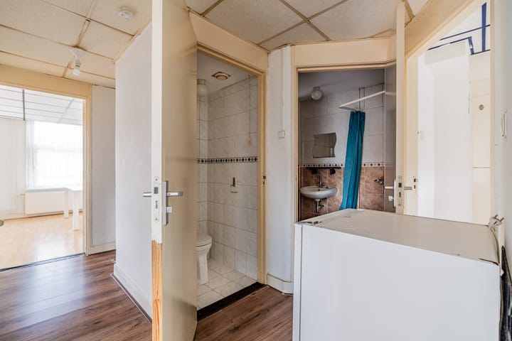 Foto 20 van De Genestetlaan 111