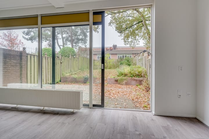 Foto 11 van Apollo 21