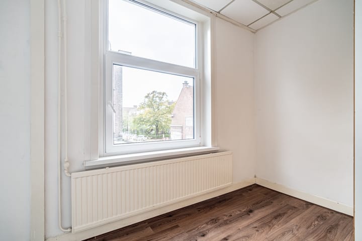 Foto 27 van De Genestetlaan 111