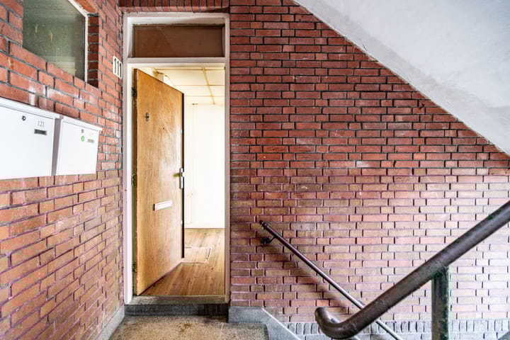 Foto 32 van De Genestetlaan 111