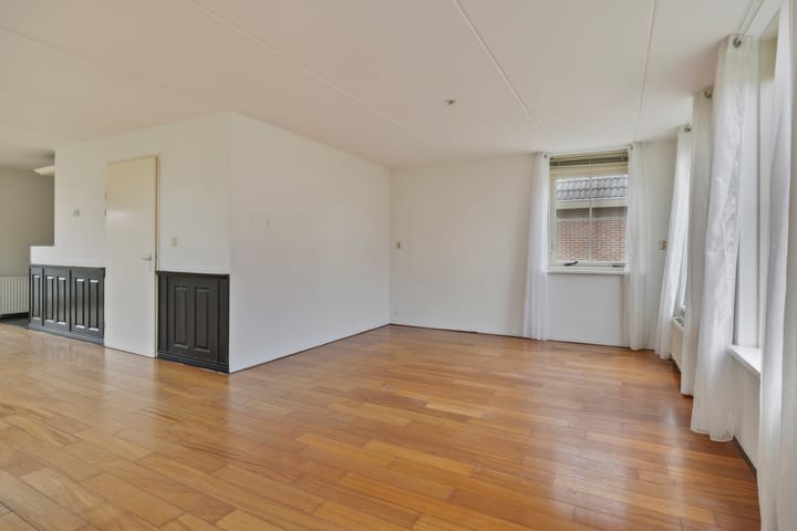 Photo 6 of De Doft 8