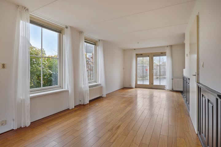 Photo 7 of De Doft 8