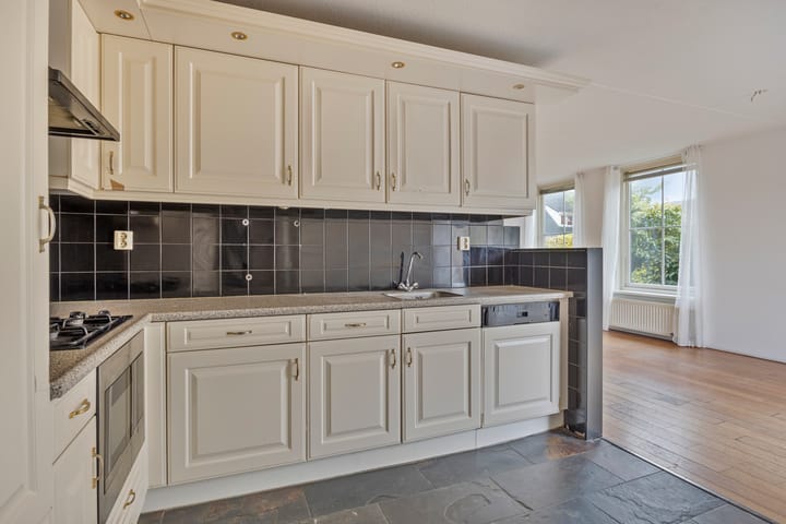 Photo 11 of De Doft 8