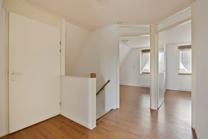 Photo 16 of De Doft 8