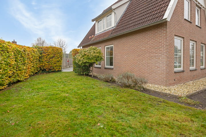 Photo 31 of De Doft 8