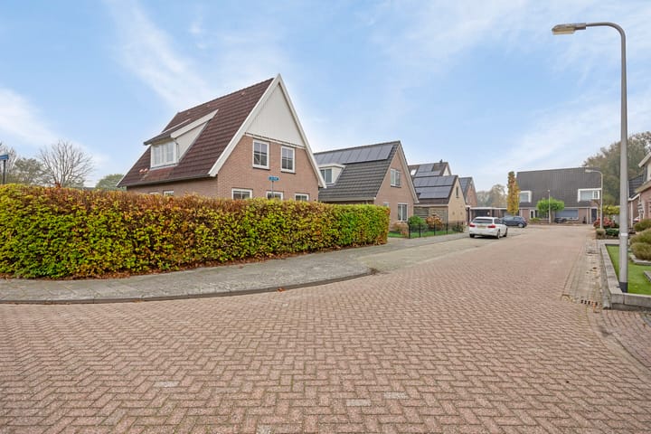 Photo 33 of De Doft 8