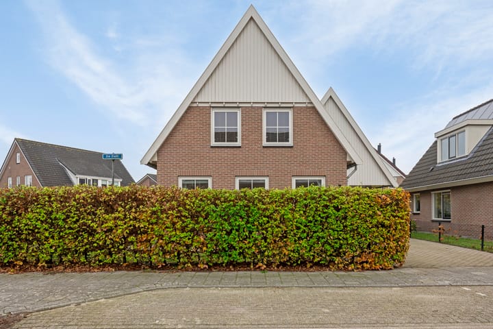 Photo 34 of De Doft 8