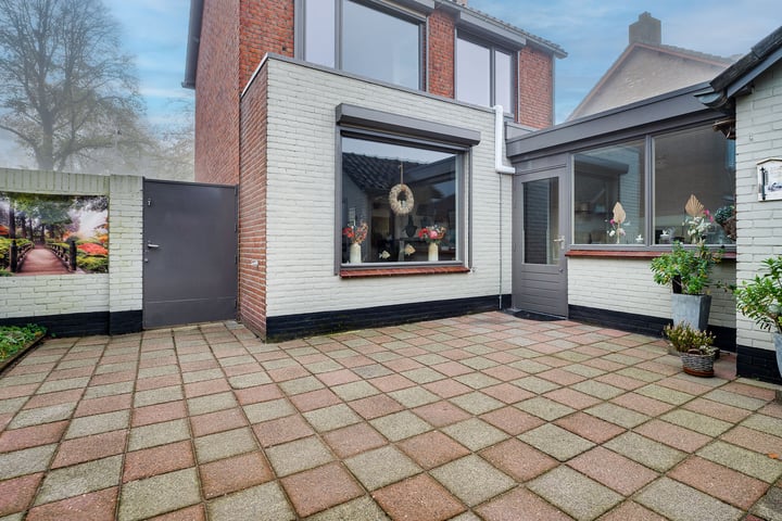 Bekijk foto 31 van Lindestraat 5