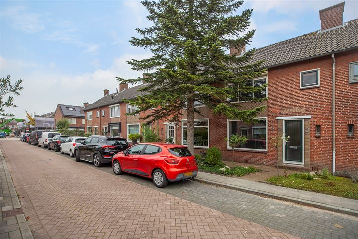 View photo 42 of Vechtstraat 3