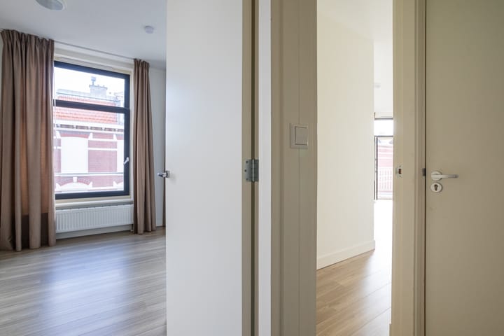 Foto 11 van Weimarstraat 27-A