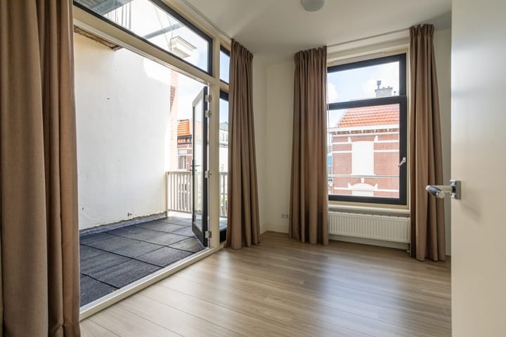 Foto 13 van Weimarstraat 27-A