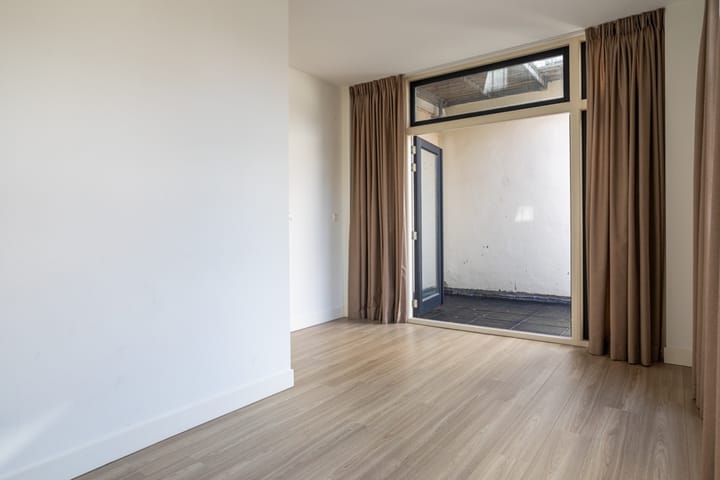 Foto 15 van Weimarstraat 27-A