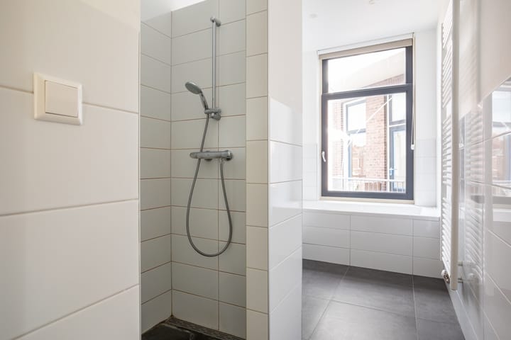 Foto 20 van Weimarstraat 27-A