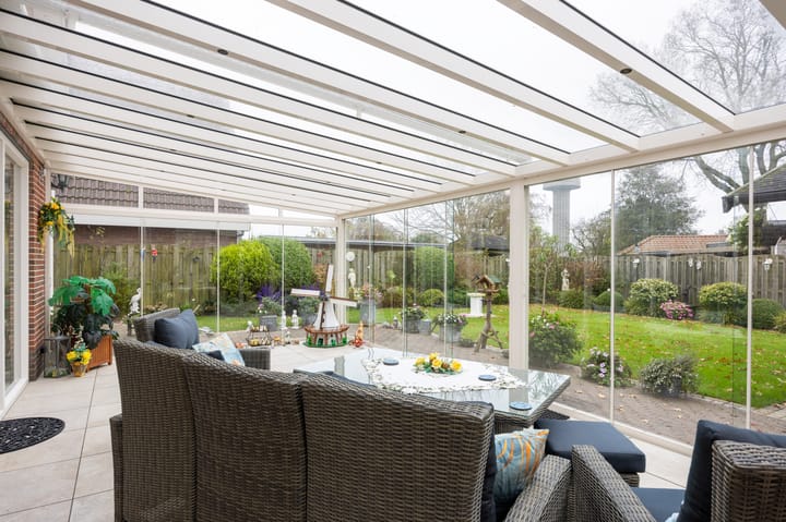 Photo 44 of Broedertrouw 12