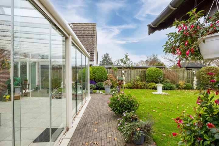 Photo 46 of Broedertrouw 12