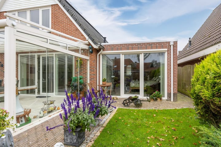 Photo 48 of Broedertrouw 12