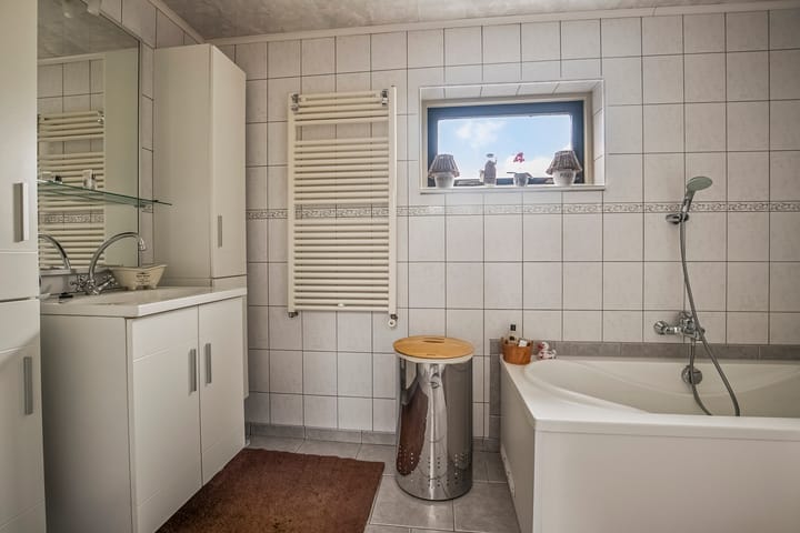 Photo 12 of Plevierstraat 8