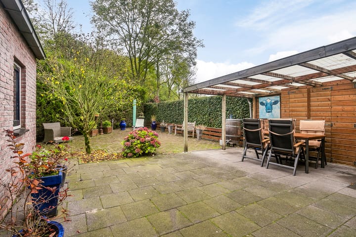 Photo 23 of Plevierstraat 8