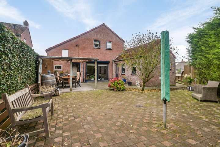 Photo 25 of Plevierstraat 8