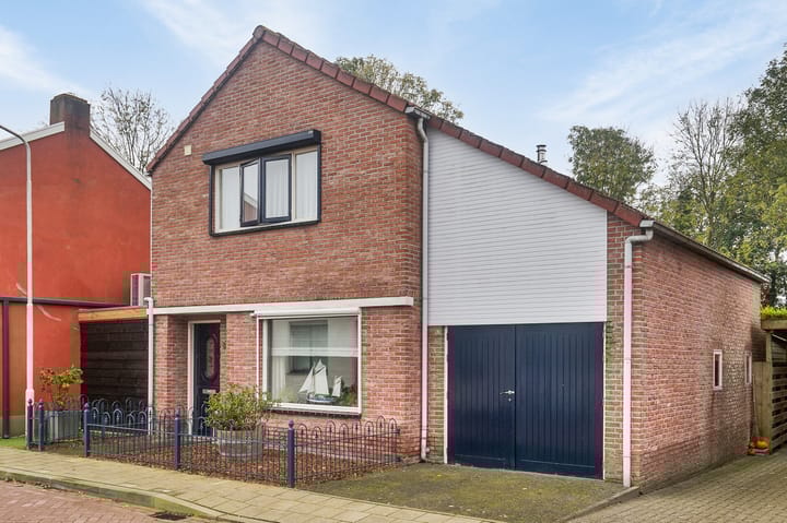 Photo 26 of Plevierstraat 8