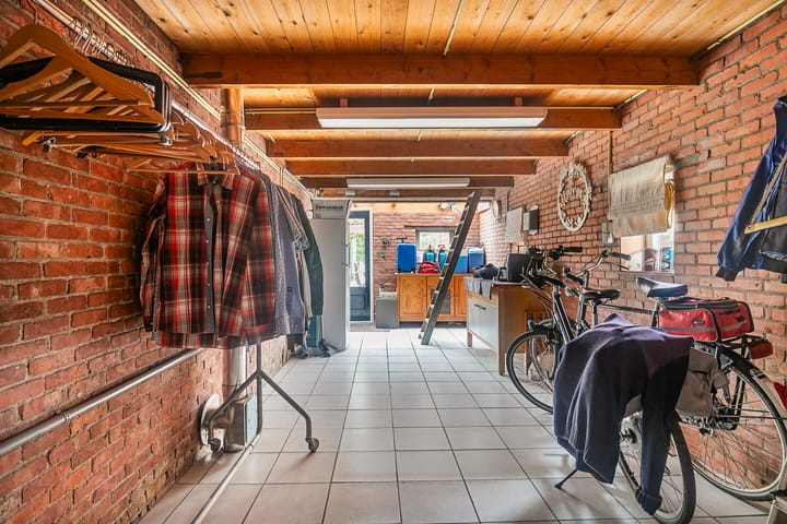 Photo 27 of Plevierstraat 8