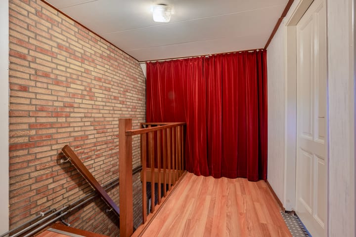 Photo 14 of Berghemseweg 56