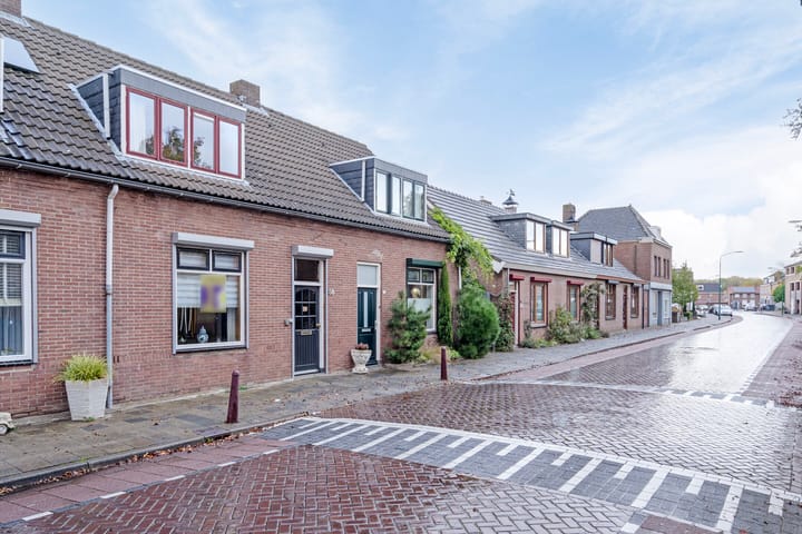 Photo 22 of Berghemseweg 56