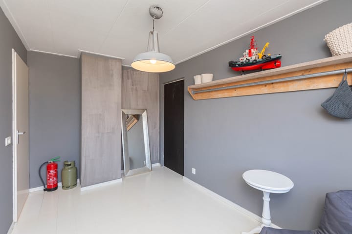 Photo 36 of Watersnip 59