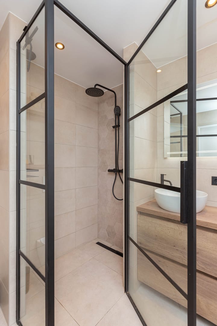 Photo 39 of Watersnip 59