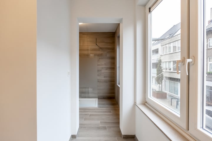 View photo 9 of Bleumerstraat 39b1