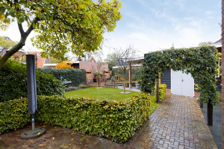 Foto 37 van Rozenlaan 14