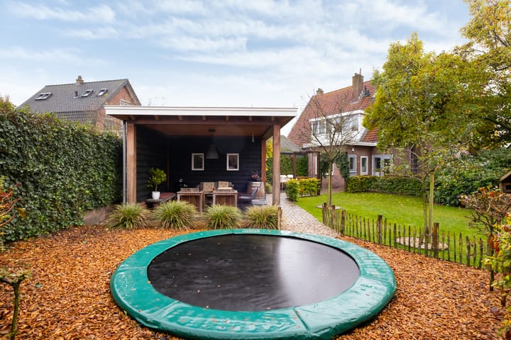 Foto 38 van Rozenlaan 14