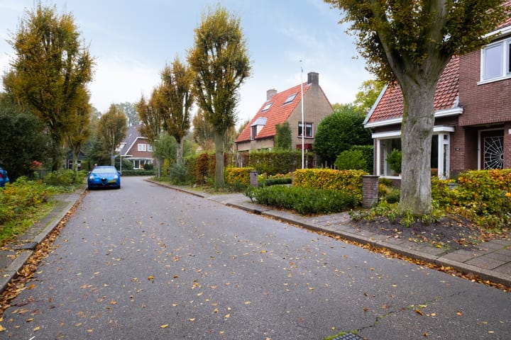 Foto 48 van Rozenlaan 14